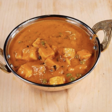Muttar Paneer
